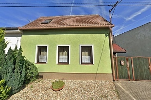 Nový objekt: Chalupa a uzavřený dvůr - Lednicko-valtický areál 1M-327