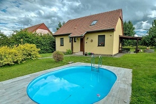 Nový objekt: Chalupa s bazénem - Český Kras - Karlštejn 1C-012