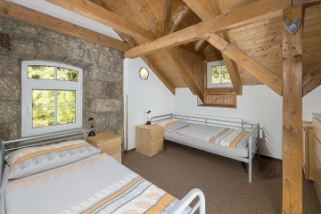 Chalupa s apartm�ny - Hrab�tice - Josef�v D�l