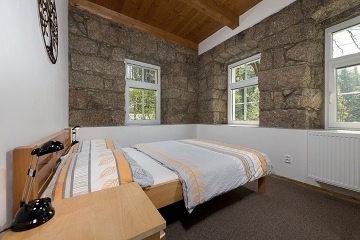 Chalupa s apartm�ny - Hrab�tice - Josef�v D�l