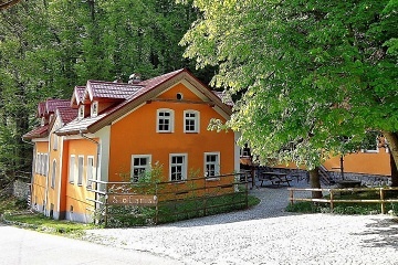 Chalupa s apartm�ny - Hrab�tice - Josef�v D�l
