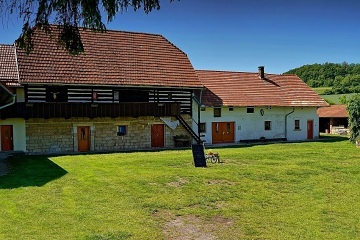 Poloroubená chalupa - Český ráj - Prachovské skály