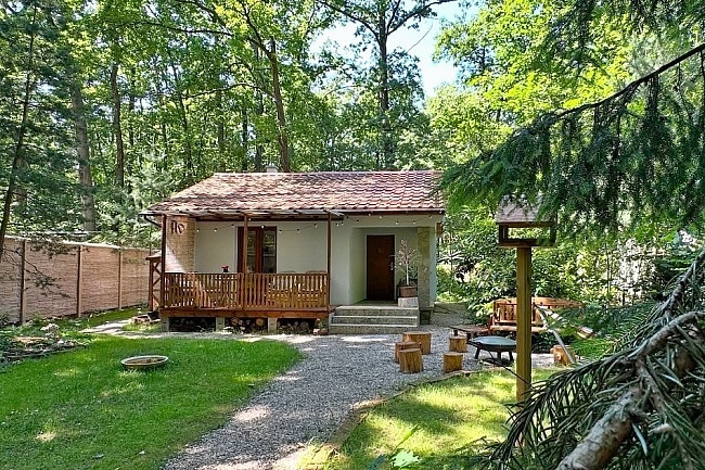 Chata Kersk� les - Botanicus Ostr� - jezero Sadsk�