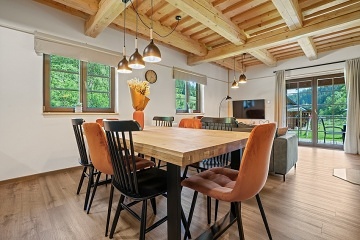 Chalupa u cyklostezky - Beskydy - Karolinka