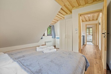 Chalupa u cyklostezky - Beskydy - Karolinka