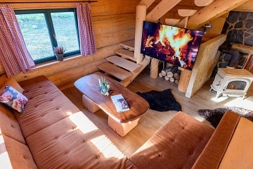 Srub u rybnka - Novohradsk hory - esk Krumlov