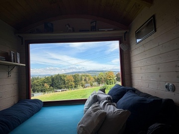 Glamping s mini ZOO - z�mek Sychrov - Fr�d�tejn