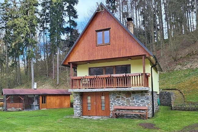 Chata se saunou - eka Lunice - Tn nad Vltavou