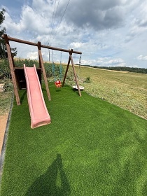 Chalupa s baznem a kachlovmi kamny - esk rj