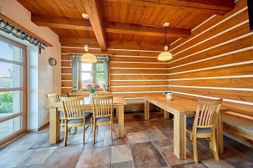 Chalupa s baz�nem a kachlov�mi kamny - �esk� r�j