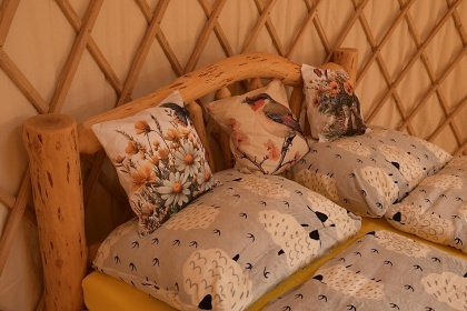Glamping Jurta hnědá - Toulava - Monínec