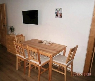 Chalupa s baznem - hrad Kost - esk rj
