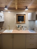 Chata a koupac sud - Glamping Hostnsk vrchy