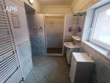 Rekrea�n� d�m s baz�nem - Rtyn� v Podkrkono��