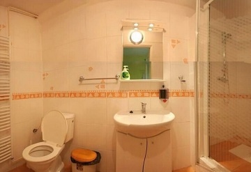 Rekrean dm s baznem - Krkonosk podh