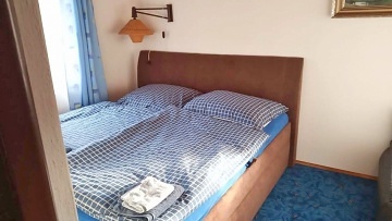 Chalupa s baznem jin echy - Tborsko