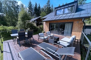 Nov objekt: Chata a koupac rybnk - ern hora - Jansk Lzn 5C-384