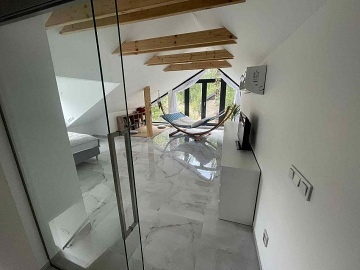 Chata a koupac rybnk - ern hora - Jansk Lzn