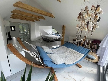 Chata a koupac rybnk - ern hora - Jansk Lzn