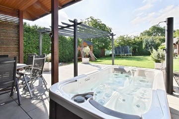 Rekrean dm s vivkou - Svat kopeek - CHKO Plava