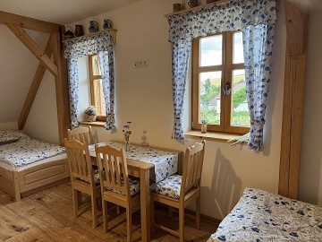 Chalupa u lesa - rsk vrchy - Nov Msto na Morav