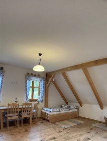 Chalupa u lesa - rsk vrchy - Nov Msto na Morav