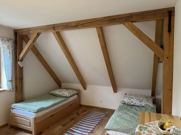 Chalupa u lesa - rsk vrchy - Nov Msto na Morav