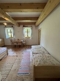 Chalupa u lesa - rsk vrchy - Nov Msto na Morav