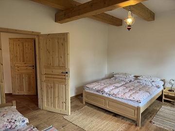 Chalupa Pod kopcem - CHKO rsk vrchy