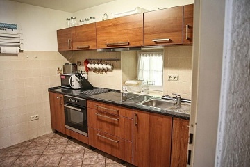 Roubenka s baznem - CHKO Luick hory - Jedlin