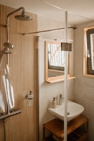 Wellness chata - Glamping s v�hledem - hrad Lipnice