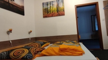 Chalupa u pehrady Nov Mlny - CHKO Plava