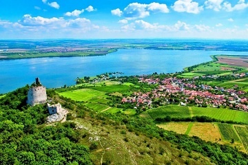 Chalupa u p�ehrady Nov� Ml�ny - Pavlov - CHKO P�lava