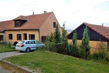 Chalupa u p�ehrady Nov� Ml�ny - Pavlov - CHKO P�lava