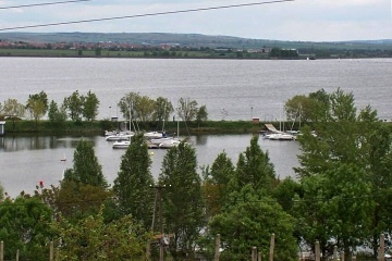 Chalupa u p�ehrady Nov� Ml�ny - Pavlov - CHKO P�lava