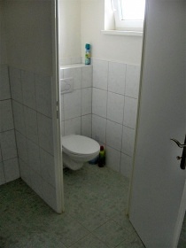 Chata u Lednicko-valtick�ho are�lu - Lednice - CHKO Soutok