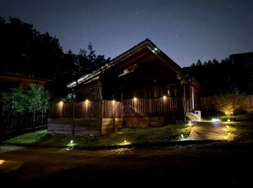 Chata s terasou a vivkou - Drahansk vrchovina