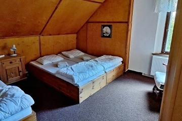 Chalupa u lesa - Slavkovsk les - Krun hory