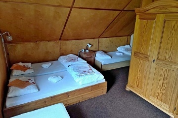 Chalupa u lesa - Slavkovsk les - Krun hory