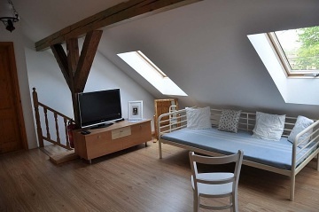 Chalupa a koupac� sud - Slov�cko - Ch�ibsk� lesy