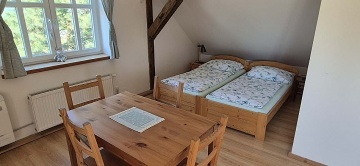 Chalupa a koupac� sud - Slov�cko - Ch�ibsk� lesy