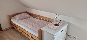 Chalupa a koupac� sud - Slov�cko - Ch�ibsk� lesy