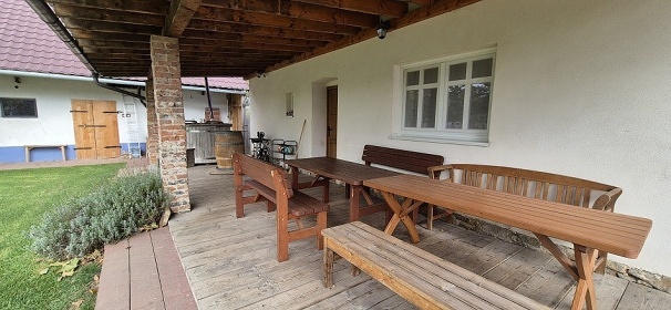 Chalupa a koupac� sud - Slov�cko - Ch�ibsk� lesy