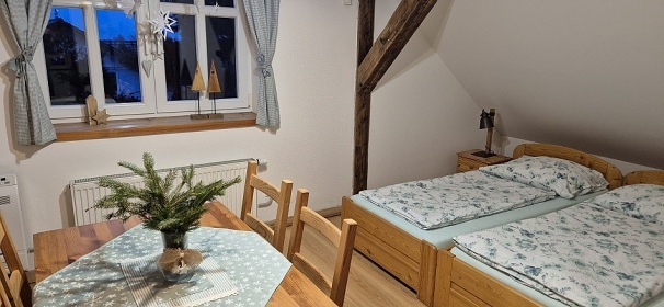 Chalupa a koupac� sud - Slov�cko - Ch�ibsk� lesy