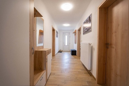 Chalupa baz�n a vinn� sklep - Mu�ovsk� jezera