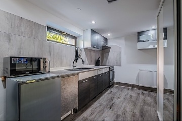 Apartm�nov� chata a baz�n - Jizerskohorsk� bu�iny