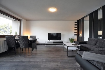 Apartm�nov� chata a baz�n - Jizerskohorsk� bu�iny