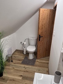 Chalupa u lesa - Kru�n� hory - hora Kl�novec