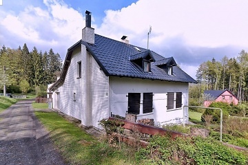 Chalupa u lesa - Kru�n� hory - hora Kl�novec