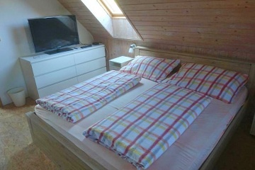 Chata terasa a baz�n - �esk� r�j a Krkono�e